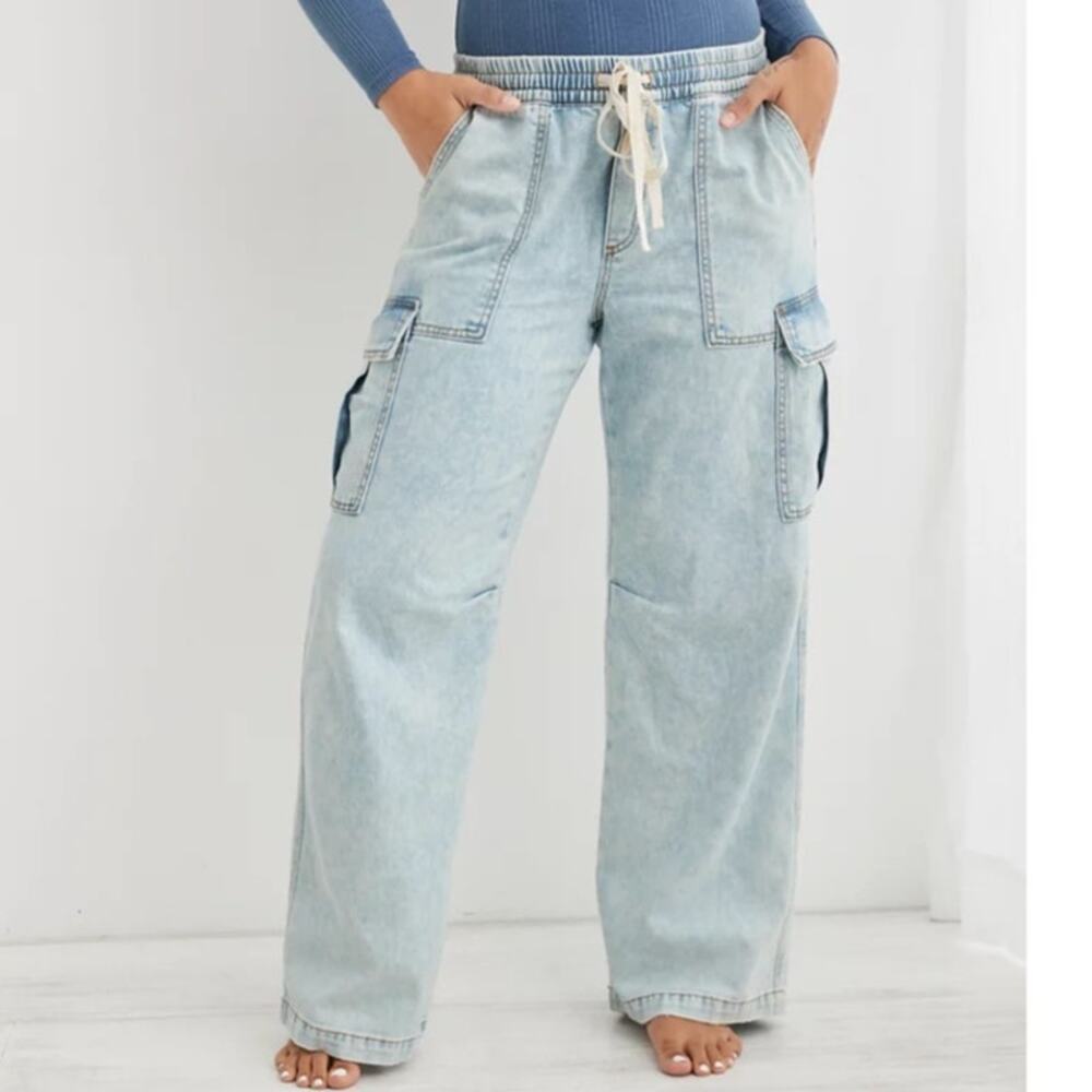 Aerie Women’s Large Jeans Wide Leg Cargo Pull On Drawstring Lightweight Denim